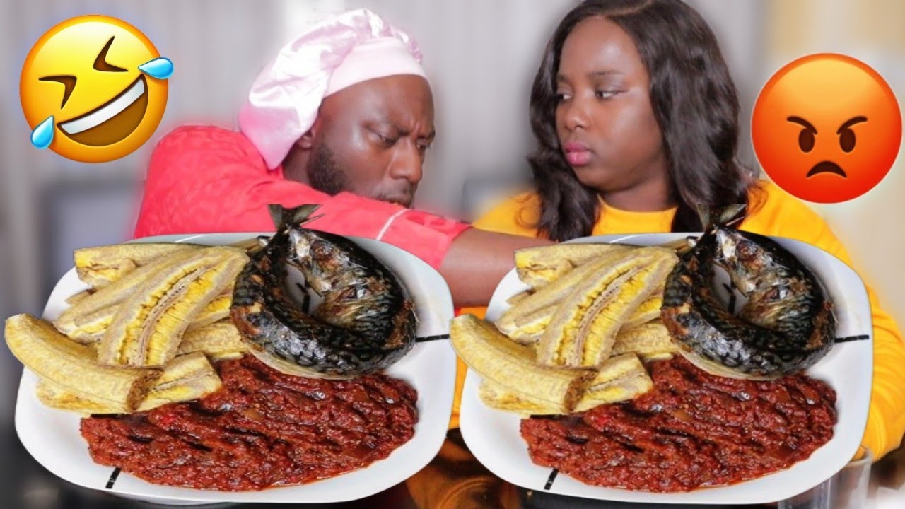EATING MY WIFE FISH TO SEE HER REACTION MUKPRANK 😂 AFRICAN FOOD MUKBANG PLANTAIN AND FISH WITH SAUCE