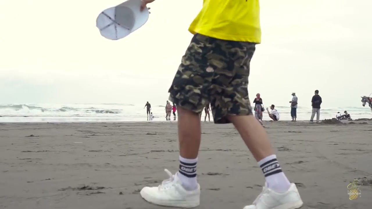 Jacson Zeran NGEGASS !!! Ft DochiiyDz, Omhand V Official Music Video720p