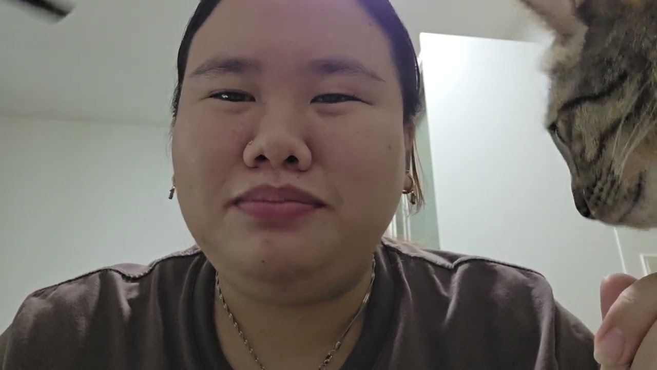 Eat Stuff'D Daily Bowl + some Shihlin with me😆 