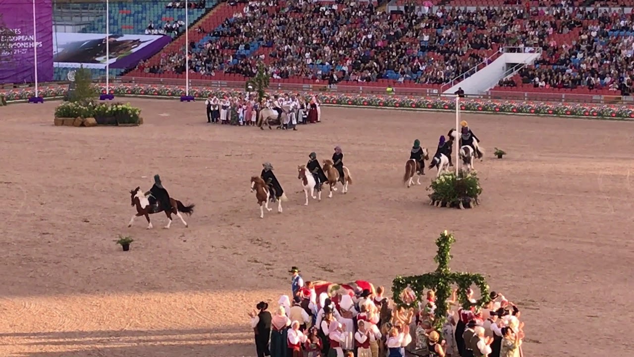 Kadrilj islandsh&auml;star invigning EM i ridsport Ullevi 170821