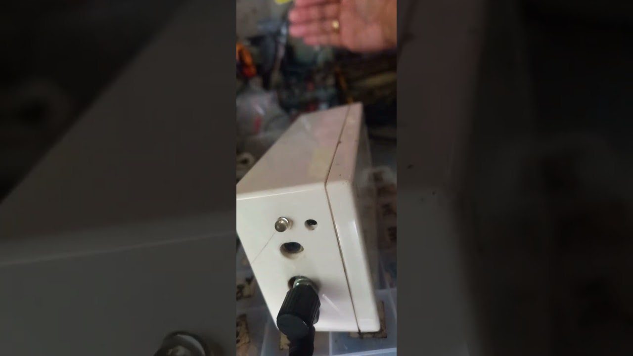 IR/UV long range locator test
