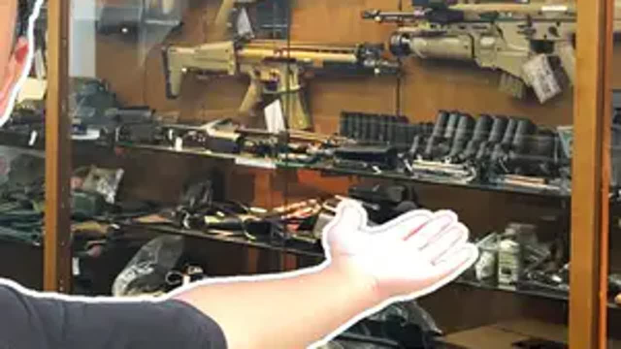 探秘日本最豪华的枪店！是什么体验？上百支古董武器！太离谱了！ 探店 评测 生活 户外