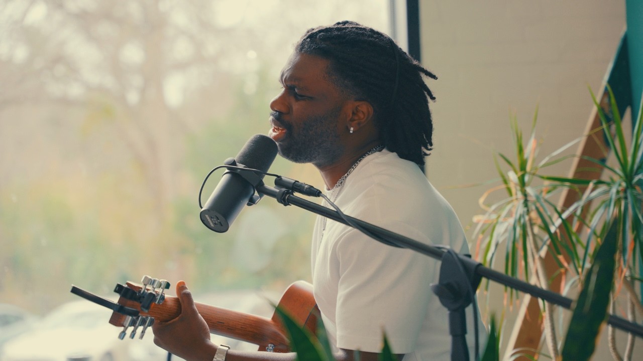 Anu Eletu - EL ROI [Live Acoustic]