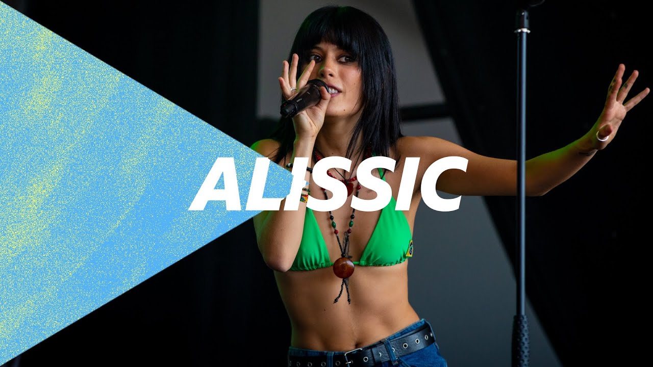 Alissic - Like (BBC Music Introducing at Reading and Leeds 2022)