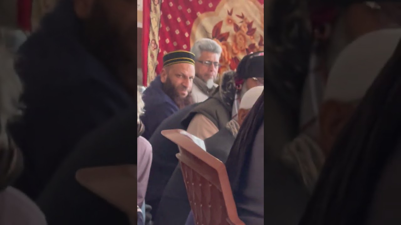 Mizar Aqdas sain Mohammad Shareef kay Darbar par khitab Allama sahib
