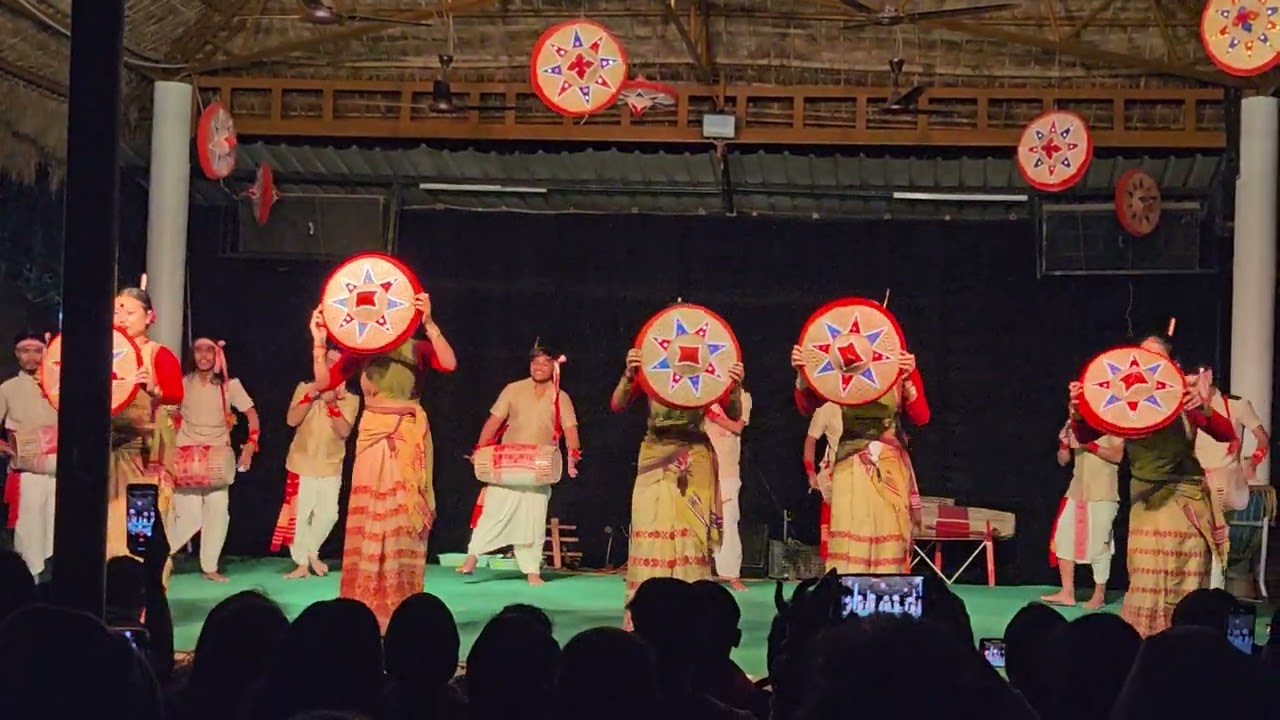 Assam famous Bihu Dance ! Kaziranga cultural show! @the.secretvlogger 