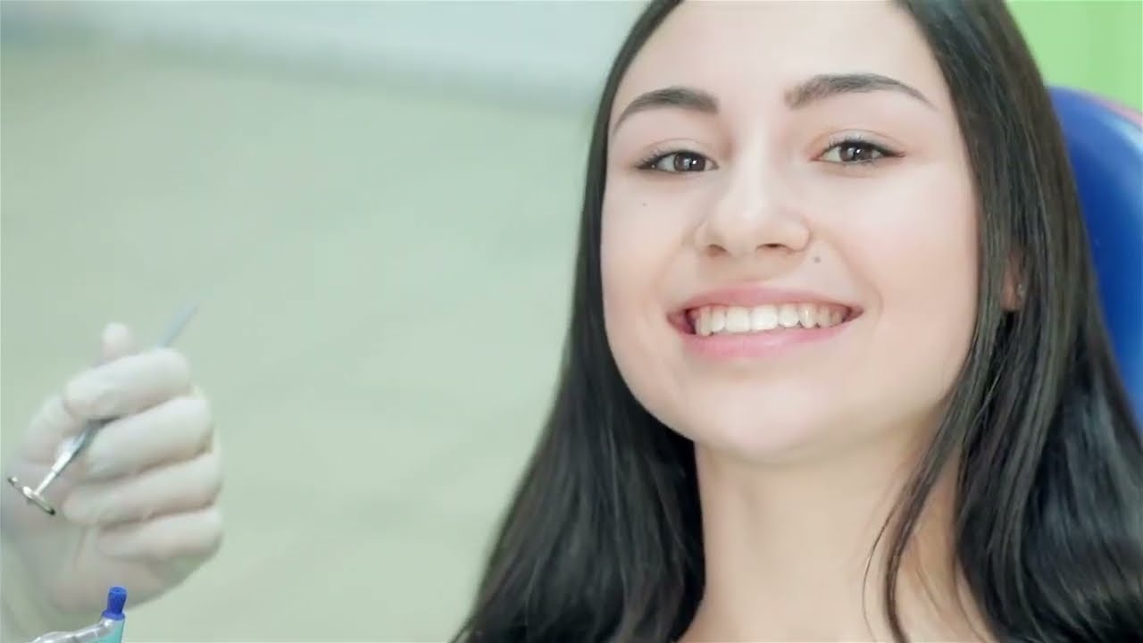 Discover the Secrets to Maintaining Strong Teeth in 2024!