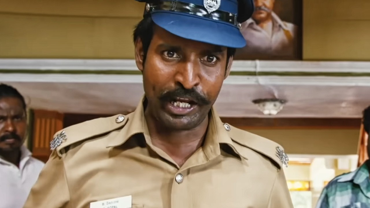 सूरी पुलिस की वर्दी में धर्मेंद्र की एक्टिंग कर रहा है | Policewala Gunda 2 Movie Comedy Scene