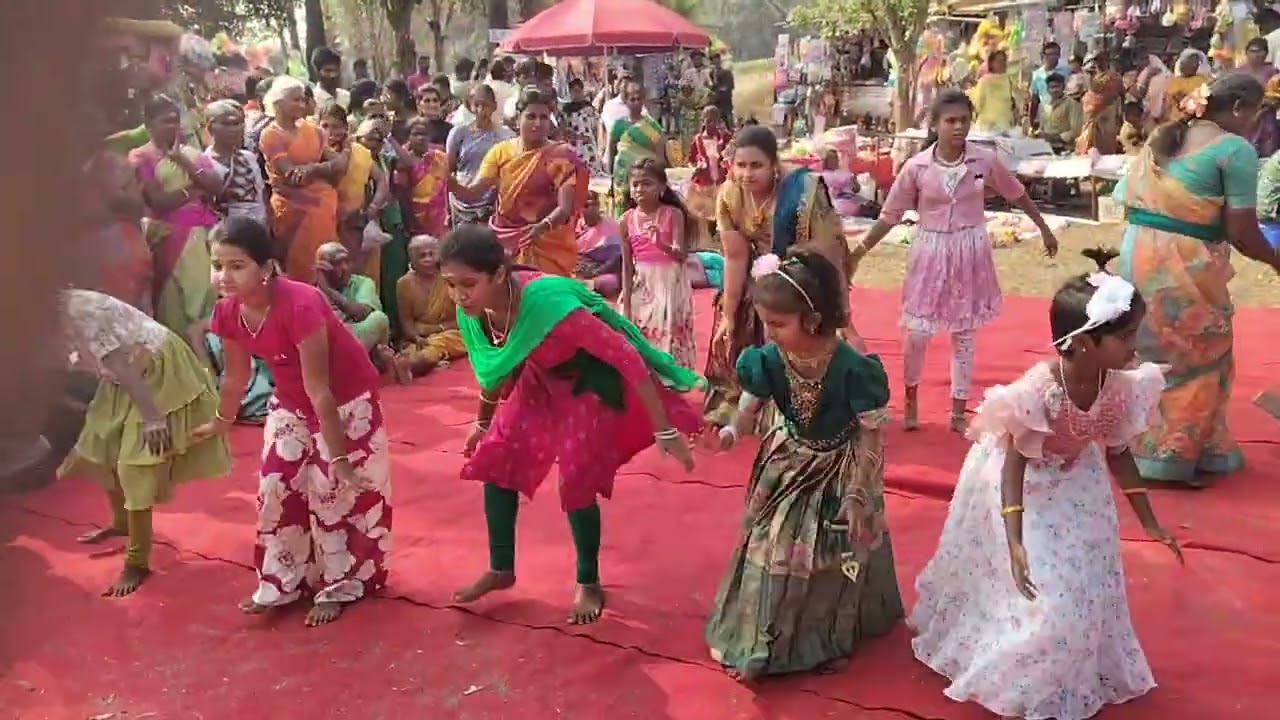 கோவை கிணத்துக்கடவு கல்லாபுரம் மாலை கோயில் ரத்தினசாமி வள்ளி கும்மி
