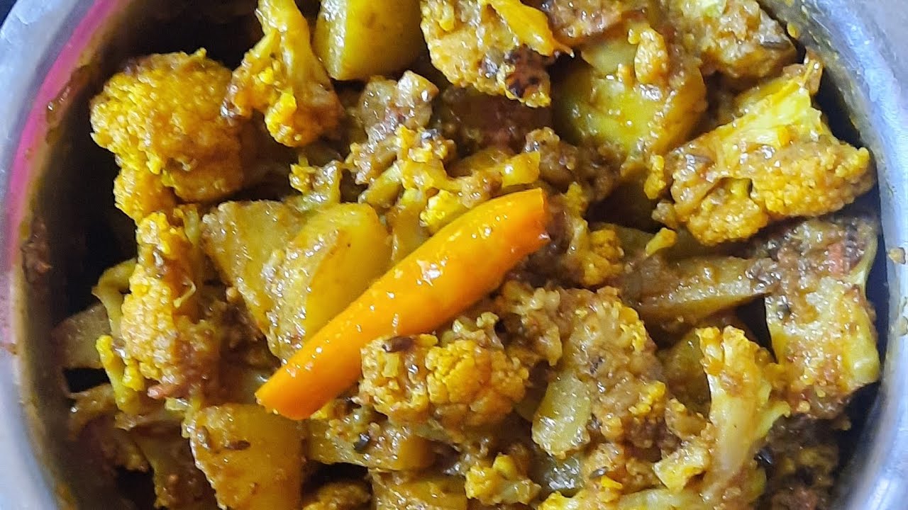 आलू गोभी की मसालेदार सूखी सब्जी (हलवाई स्टाइल) 🤣
