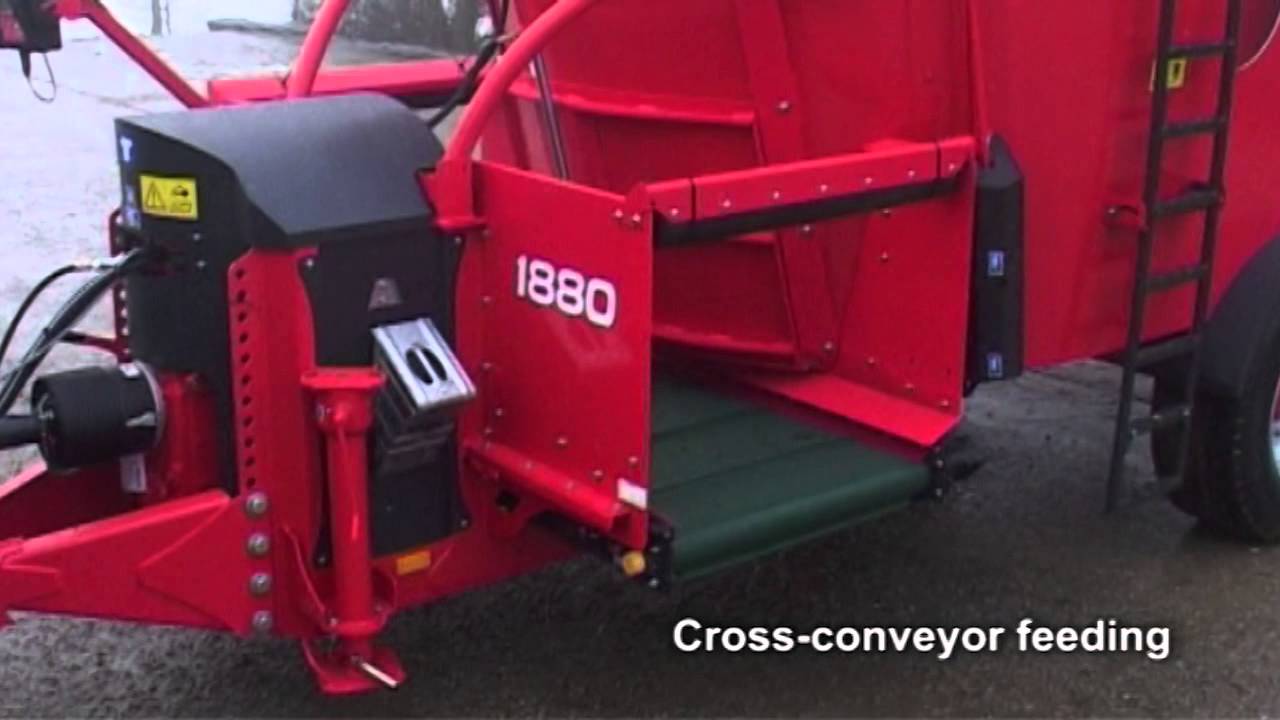KUHN PROFILE - TMR Mixers (In action)