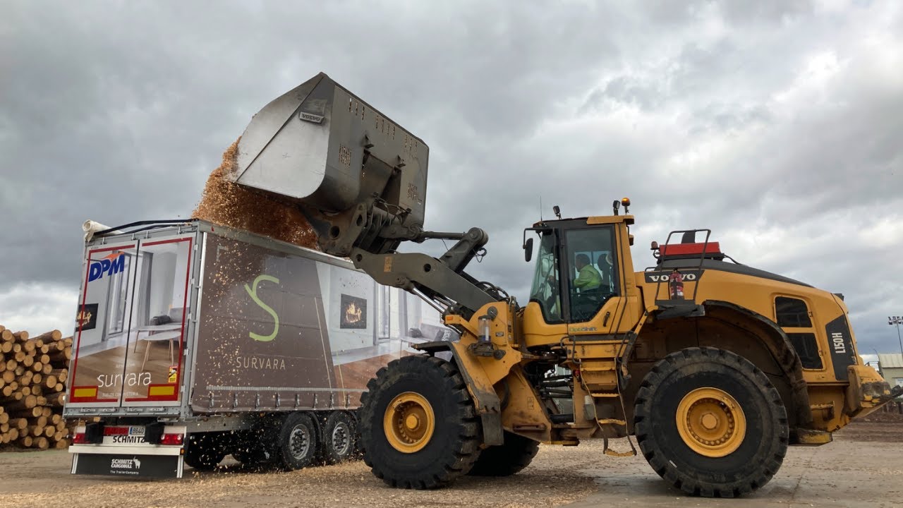 Semirremolque de lona S.CS con carrocer&iacute;a Astillera - Schmitz Cargobull Ib&eacute;rica