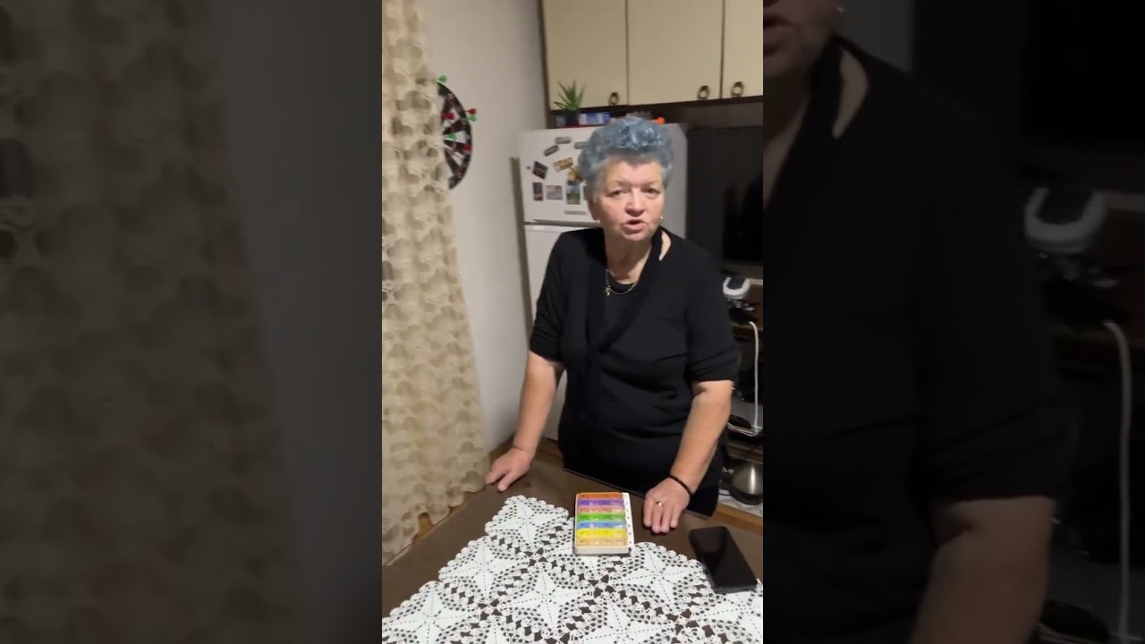 Deda popio babini lekovi 😱😱😱