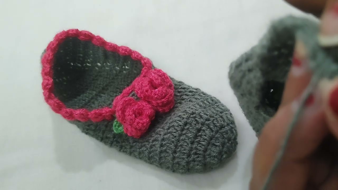 Stylish Rose 🌹 flower woolen socks 🧦 EASY Tutorial step by step in Hindi 