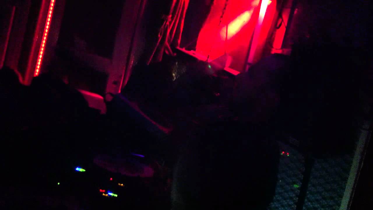 Le K Live @ Wilde Renate Berlin using 4 iPads with touchAble 2/2