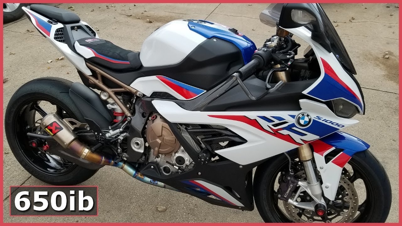 2020 BMW S1000RR M | Luimoto Seat Covers & Gilles Tooling Axle Sliders Installed!