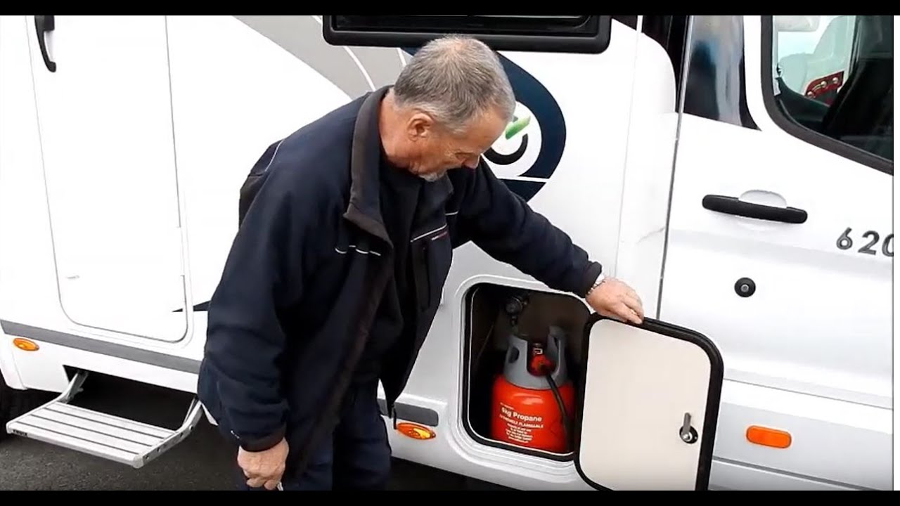 Chausson 656 Handover Video