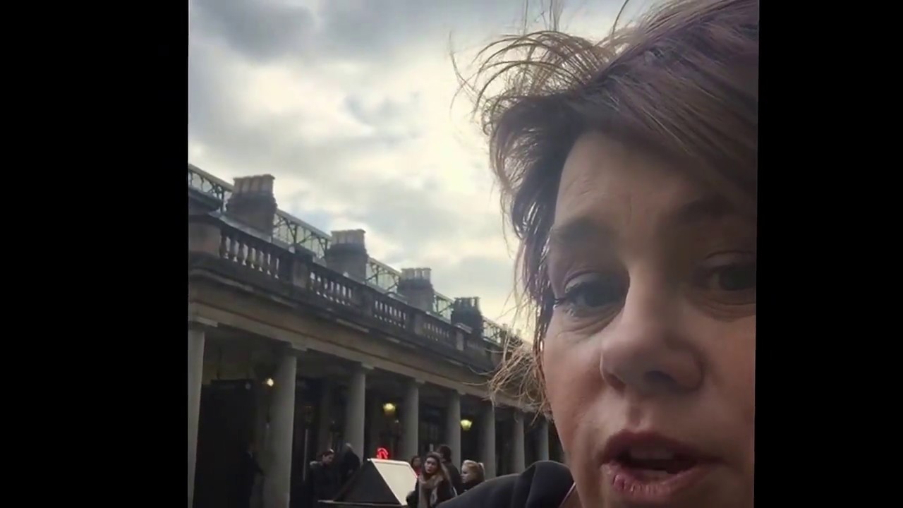 Flylady Premium - Emma's London Adventure, Covent Garden