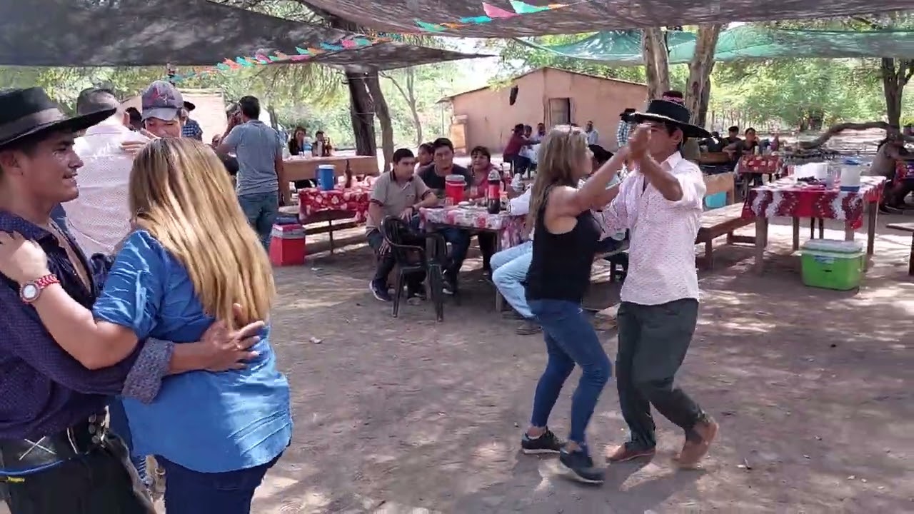 lucianito gonzales y sus chamamé campero cumple de Gabriel gonzales pje el mojo