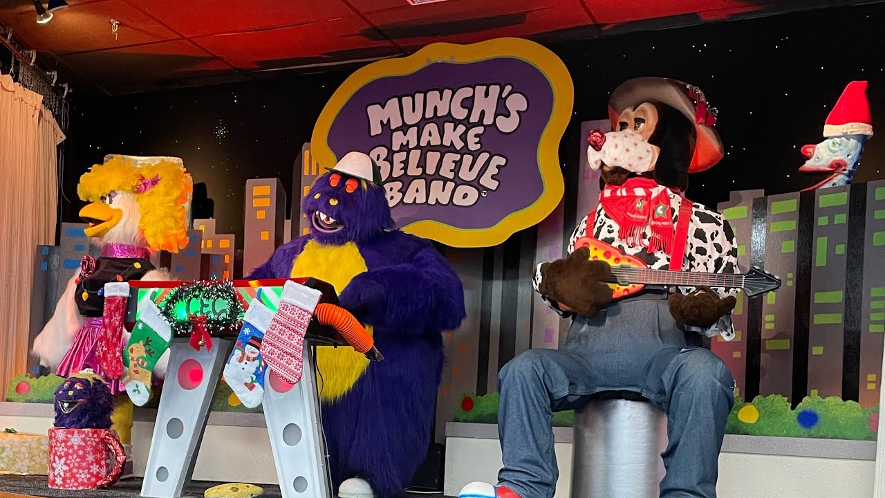 Pineville NC 🎄(Share The Joy)🎄Chuck E Cheese