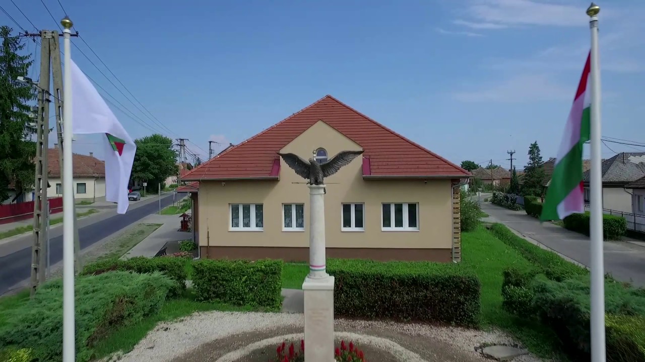 Tápiószecső
