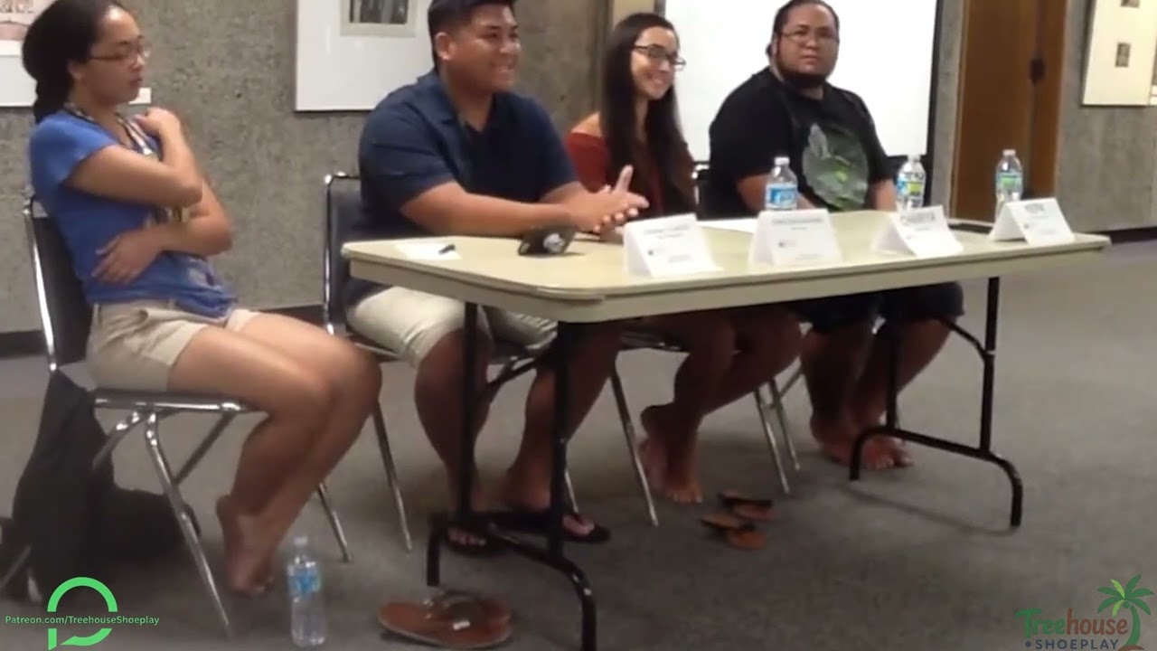 Group Panel | Candid Feet Shoeplay
