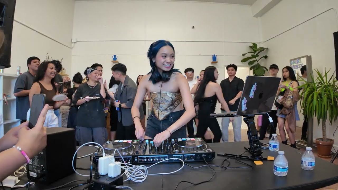 angelkrissy - an angel is born (hyperpop, house, ukg, kpop)