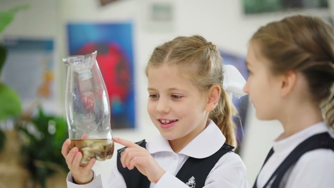 Explore the Junior Years Program at MGGS