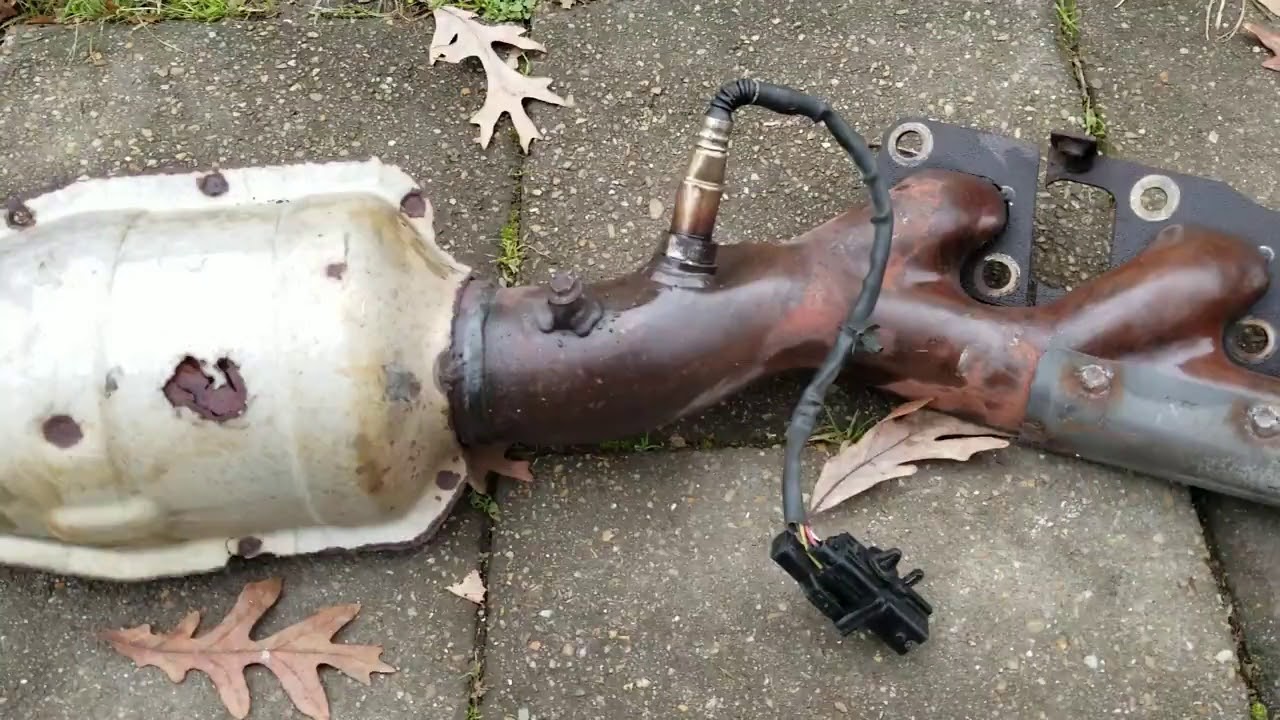 2005 Nissan Armada Catalytic Converter Swap.
