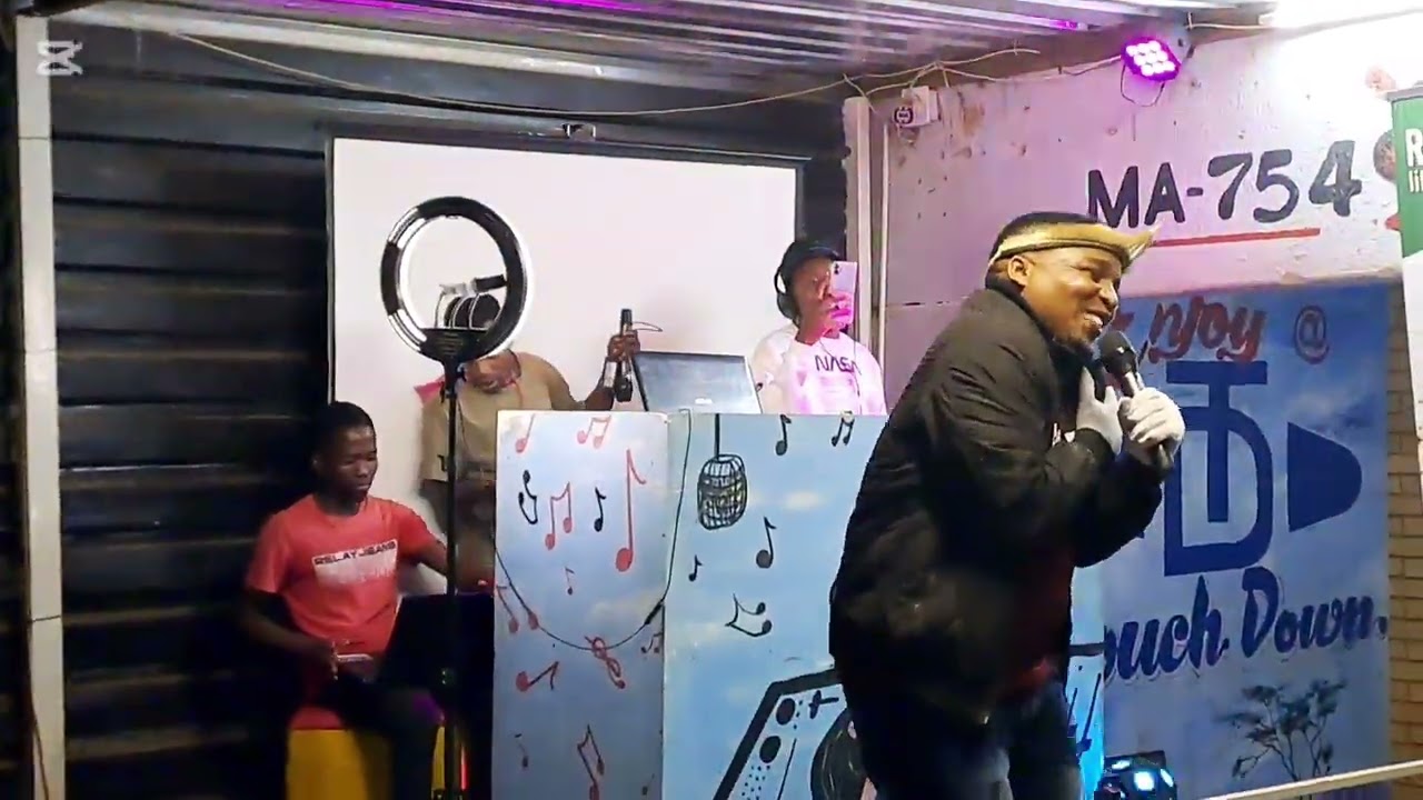 Dr-T ft Dj Alonte Live performance at Tafelkop TouchDown Sankutwana 🙌 🔥