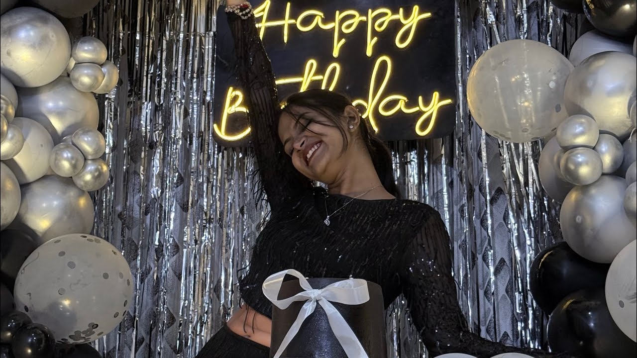 Ishwari&rsquo;s 18th Birthday Vlog 🖤✨ | Turning 18 | Daily Vlog | Ishwari Panda |