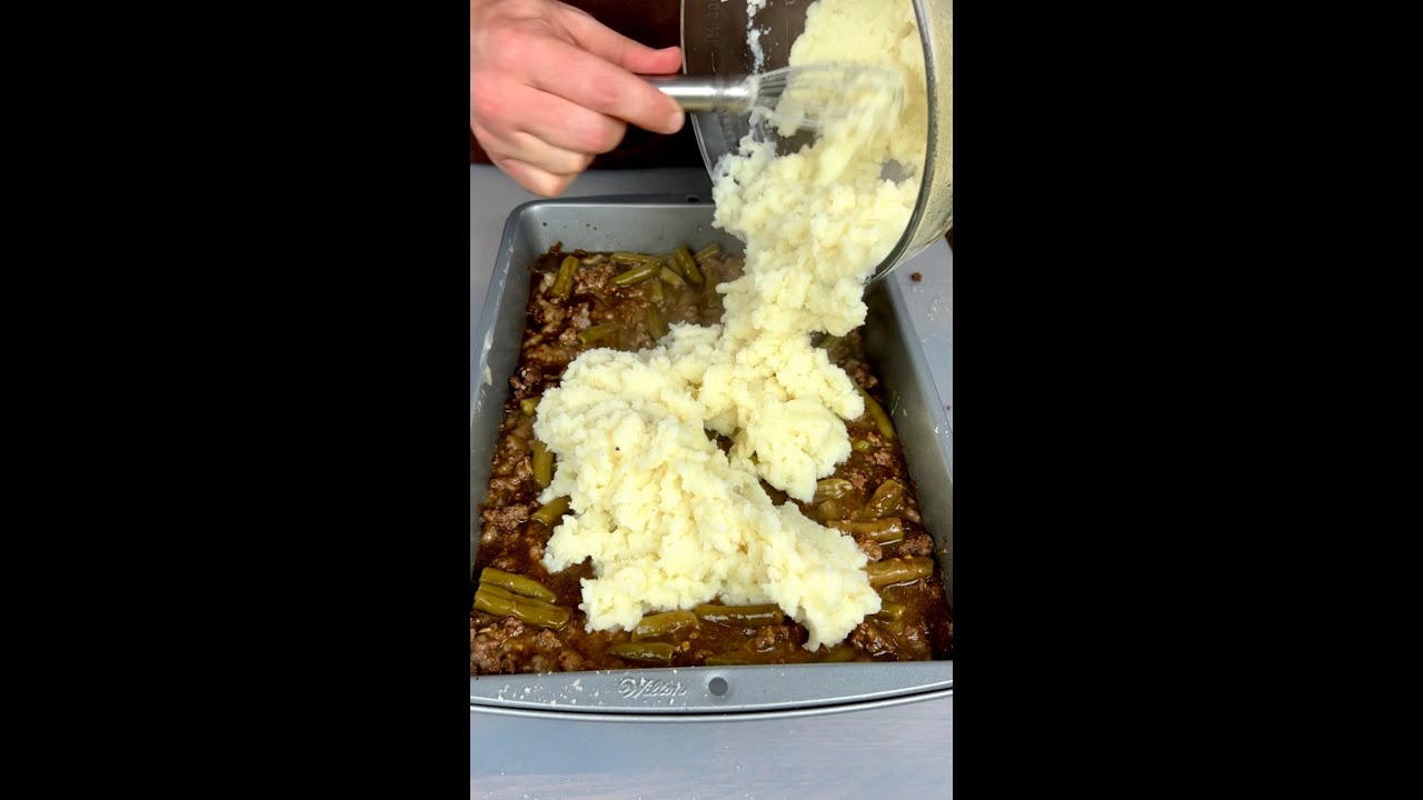 French Onion Beef Casserole | Creamy Mashed Potato Topped Dinner