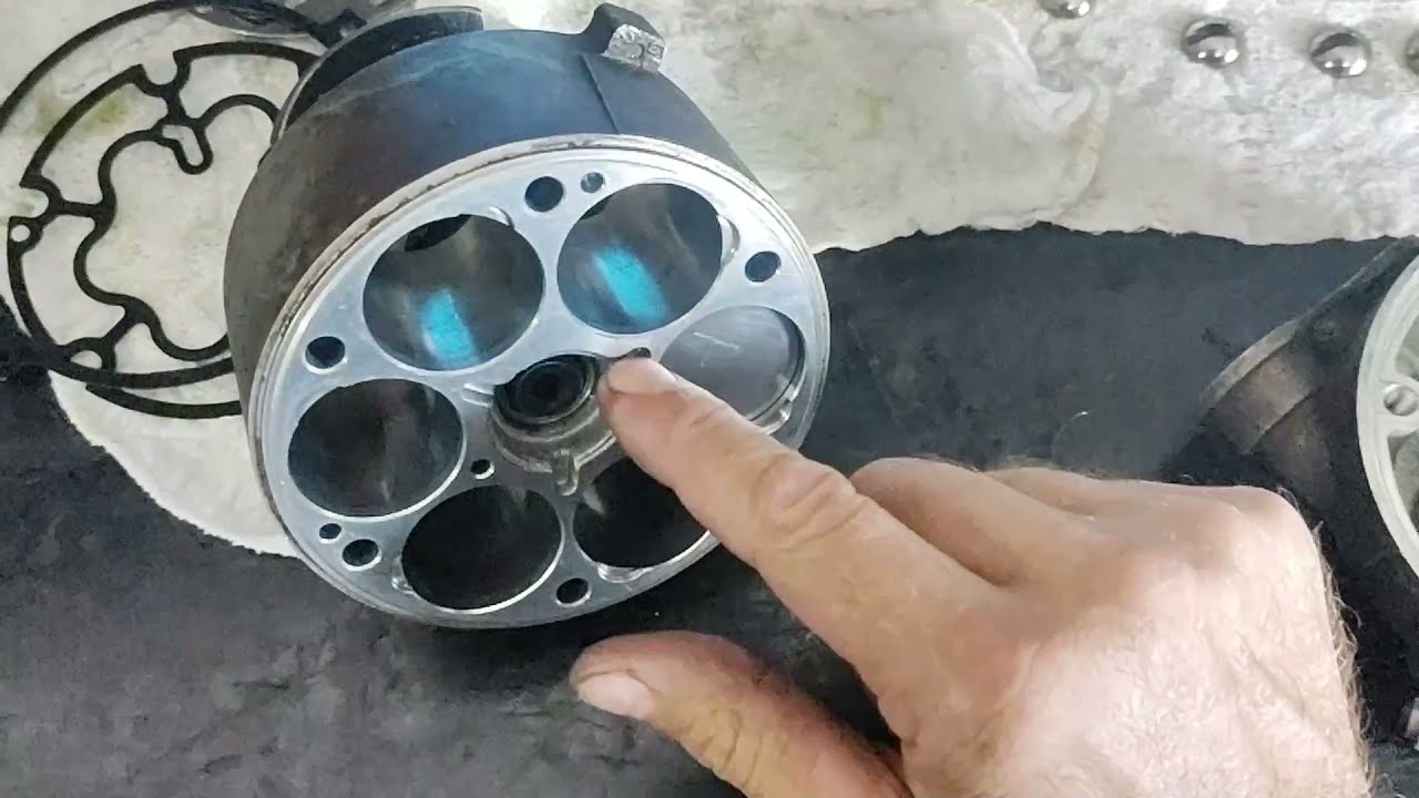 Como identificar defeito na  válvula  torre do compressor do ar condicionado automotivo