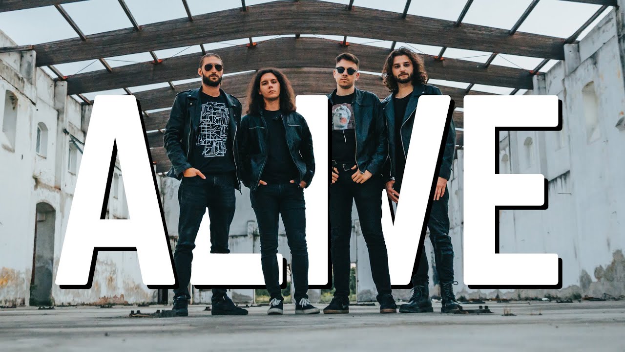 Echoes -  Alive (Official Video)