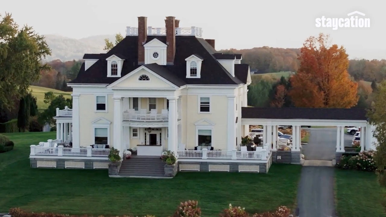This Historic Vermont Inn Feels Like Stepping Into 1904 | The Inn At Burklyn