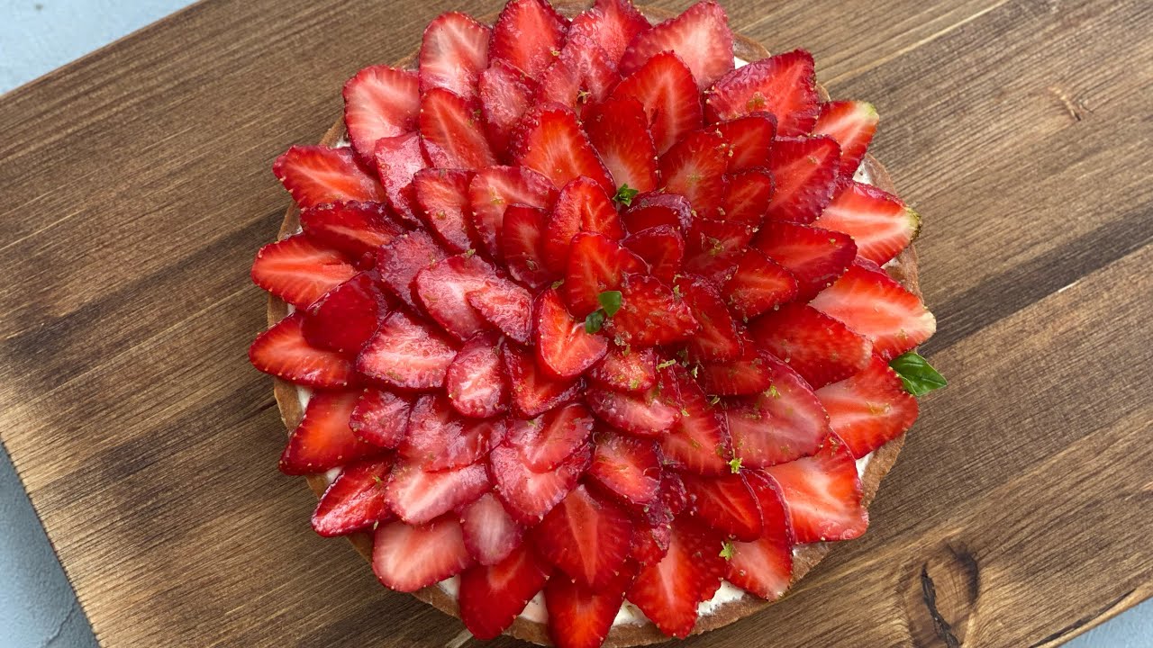 Strawberry vanilla tart. Рецепт тарта с клубникой и ванильным кремом
