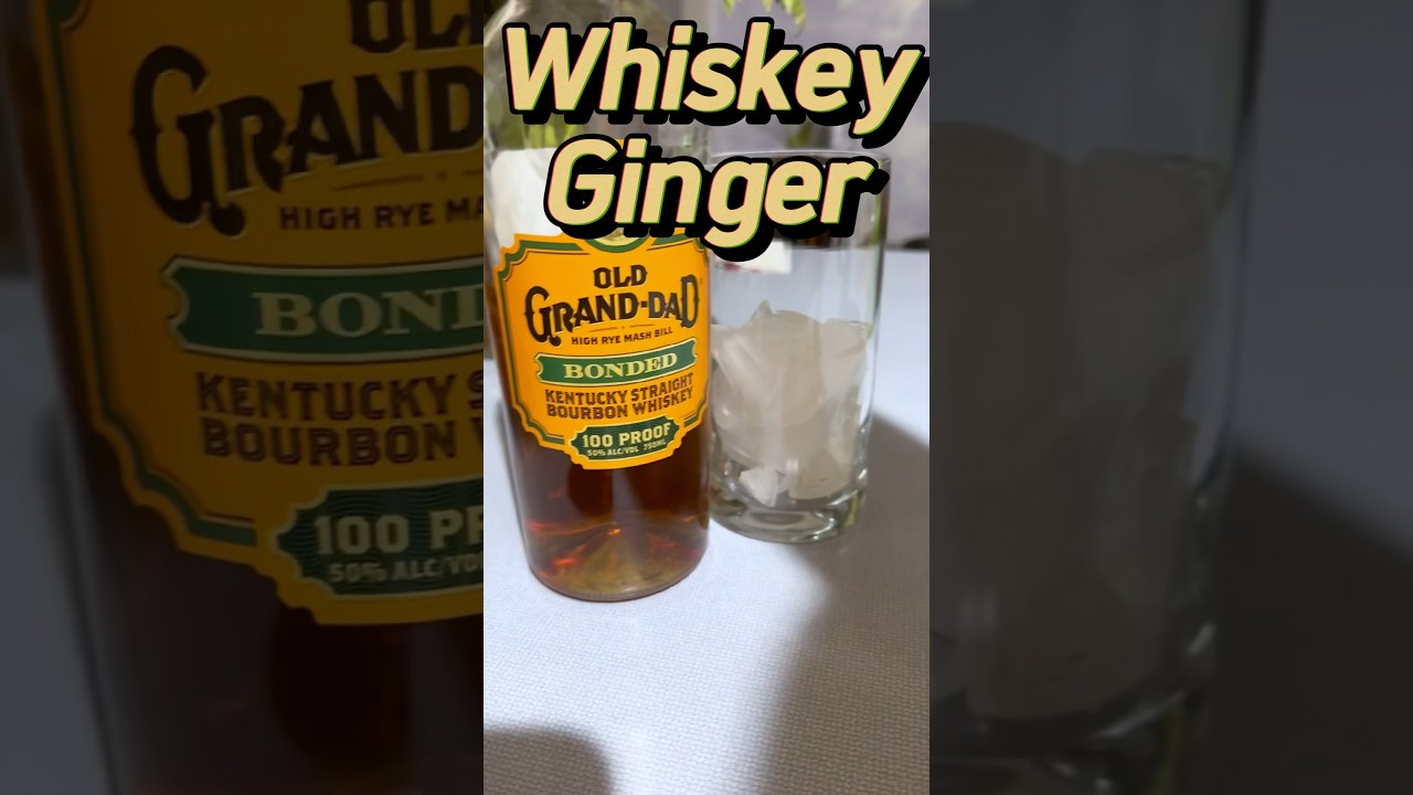 An extremely simple and delicious drink! The Whiskey Ginger! #whiskey #bourbon #cocktails