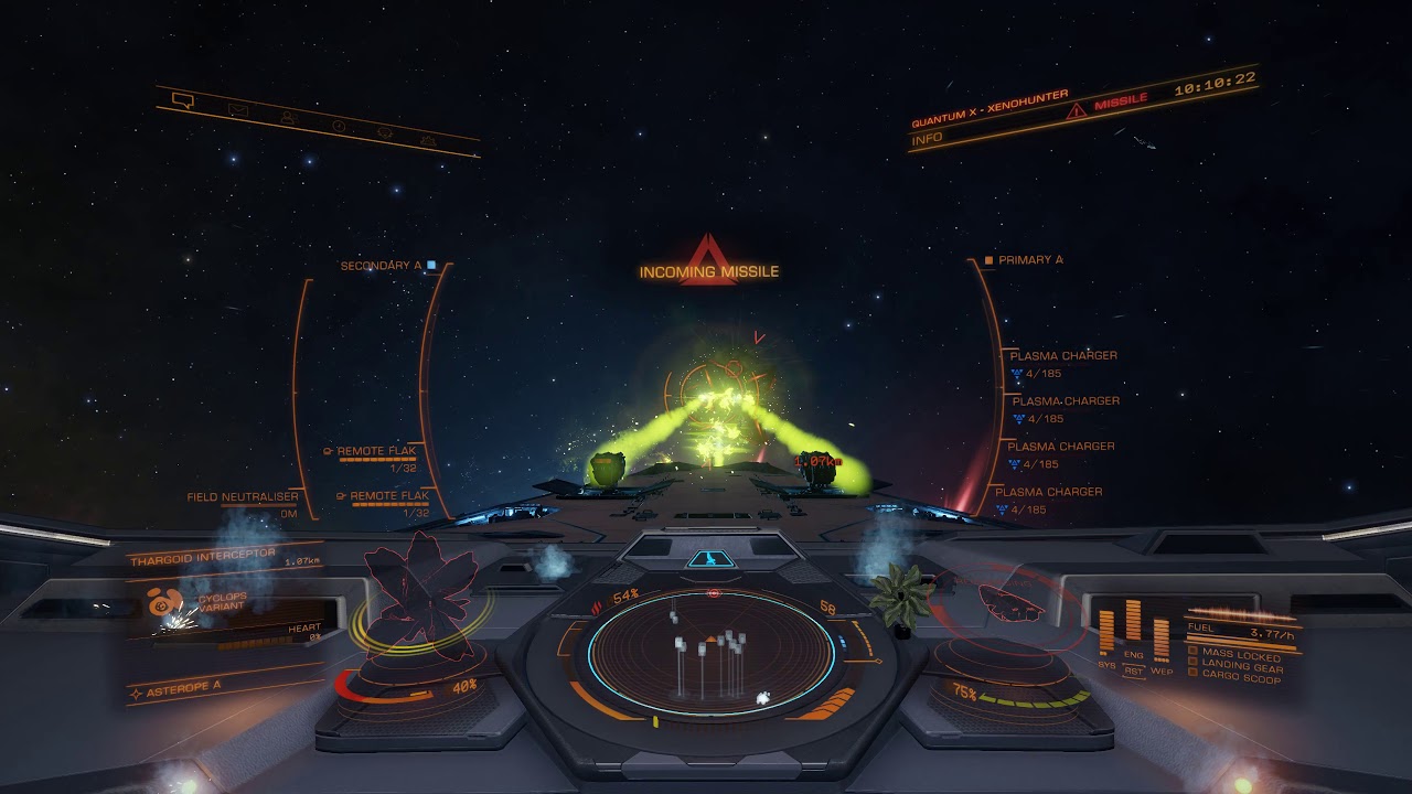 Anaconda and 4x 3class Guardian Plasma chargers vs Thargoid Cyclop (solo).
