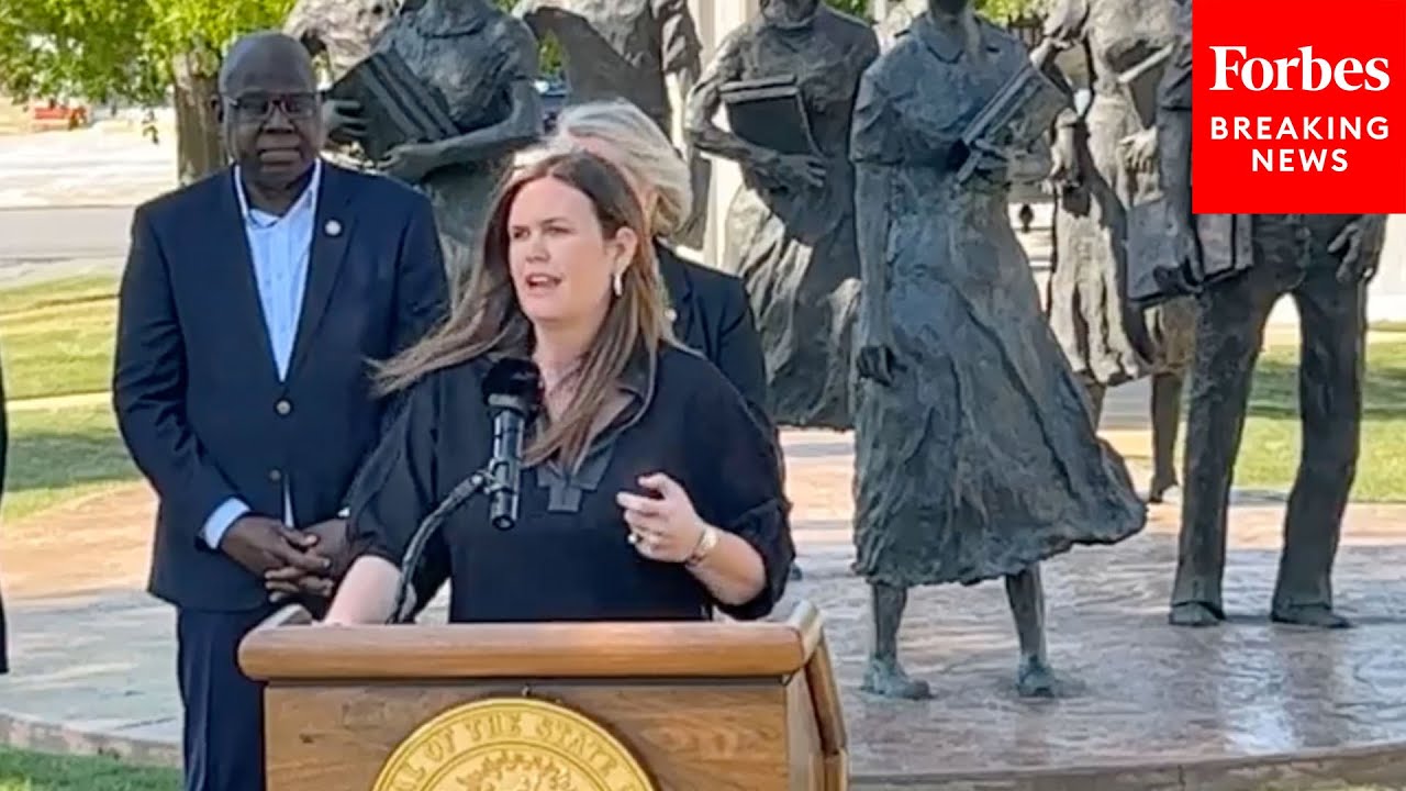 Arkansas Gov. Sarah Huckabee Sanders Honors Little Rock Nine With Speciality License Plates