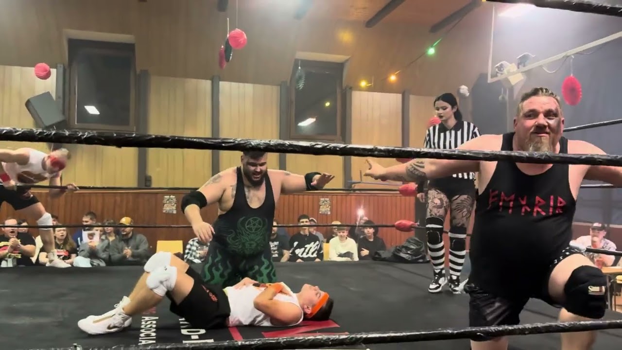 PBW Tag Team Titel Match, „Wolves of Ragnarök“ (c) vs. „Hot Tag“ - Worlds Collide IV