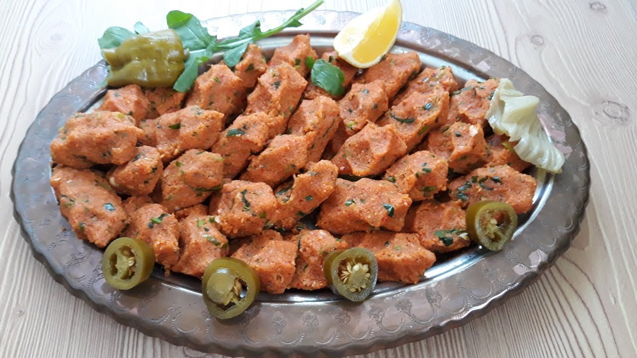 ANTEP USULÜ YAĞLI KÖFTE TARİFİ / ÇİĞ KÖFTENİN GİZLİ RAKİBİ  / Mezemize Meze Soframıza Neşe Katalım.