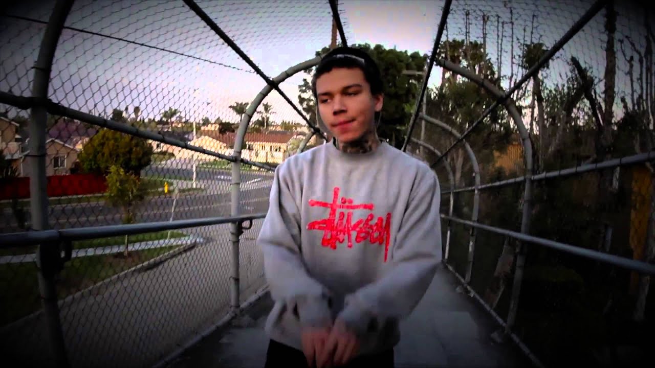Lately-Phora (Official Video)