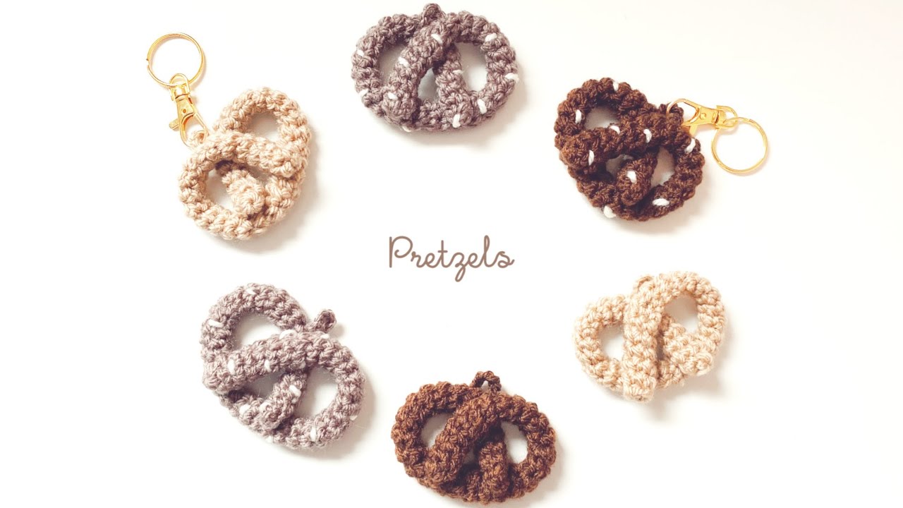 Super Easy & Fast - Crochet a Pretzel Key Chain / 쉽고 빠르게 - 코바늘 프레첼 키링 🥨