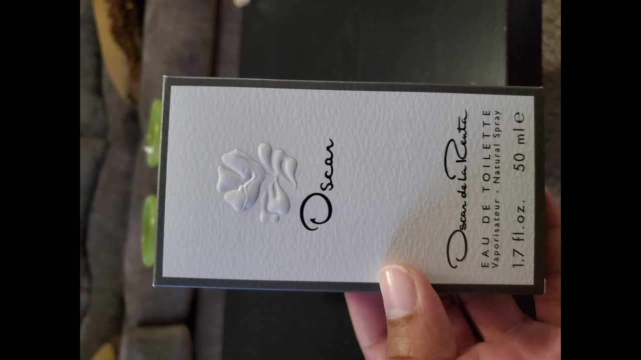 Oscar De La Renta Perfume Review