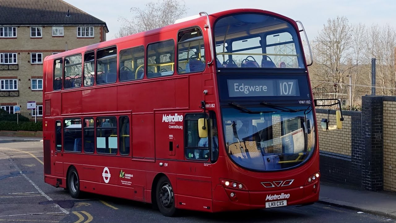 London Bus Route 107 - Edgware to New Barnet - Subtitles