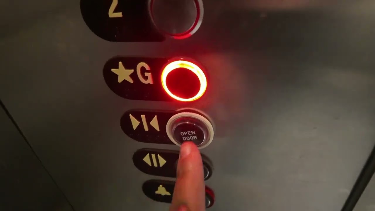 2026 Take: 2004 ThyssenKrupp Aurora Hydraulic Elevator, Real Canadian Superstore, Aurora, Ontario