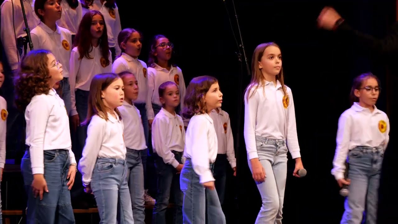 Coro Manuel Alonso 24-25. Un beso redondo.