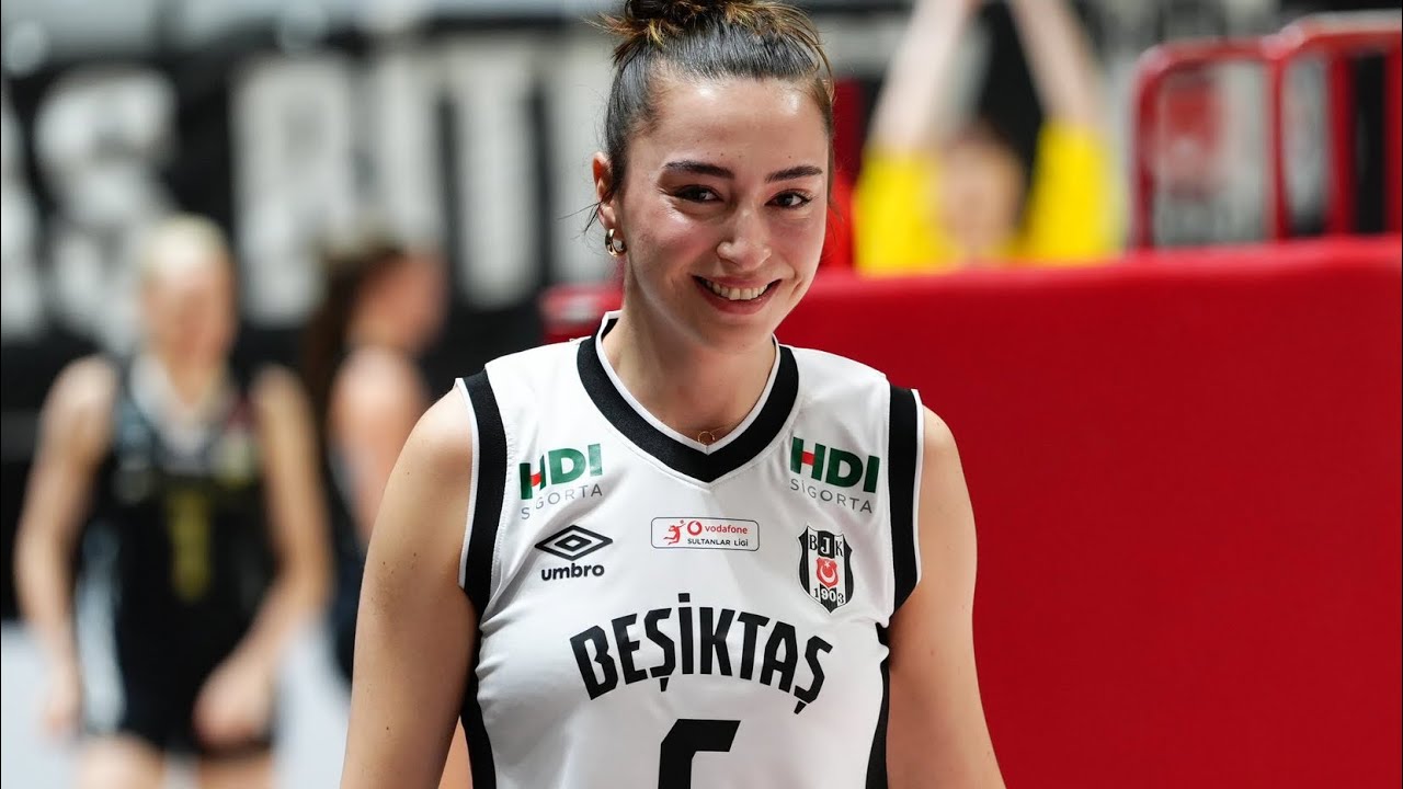 Saliha Şahin 🏐 Vakıfbank 🆚 Beşiktaş #flyman820 #volleyball #salihaşahin #sultanlarligi