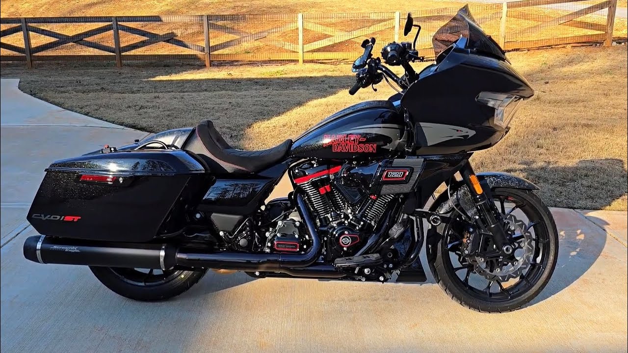 Dude's Ride to The Cigar Shoppe
