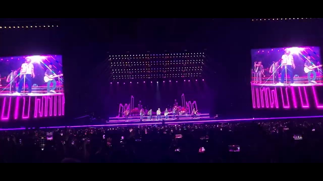 Bruno Mars - Uptown Funk - Live in Tel Aviv 2023